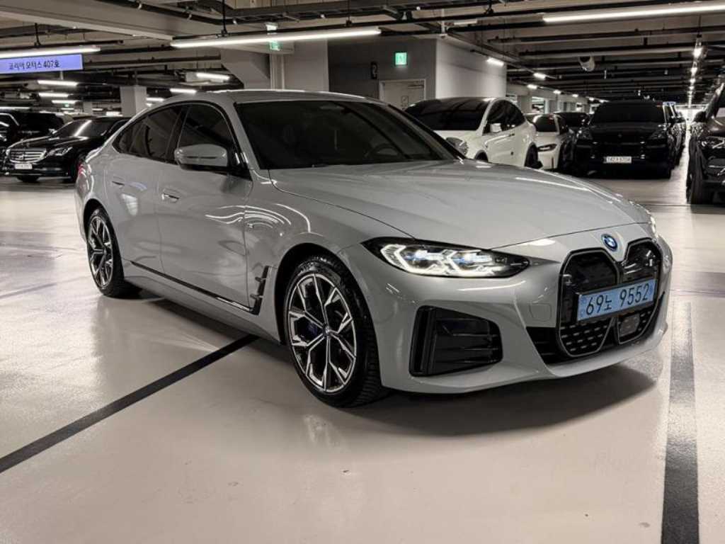 BMW i4 eDrive 40 M 스포츠 프로 사진 2/20