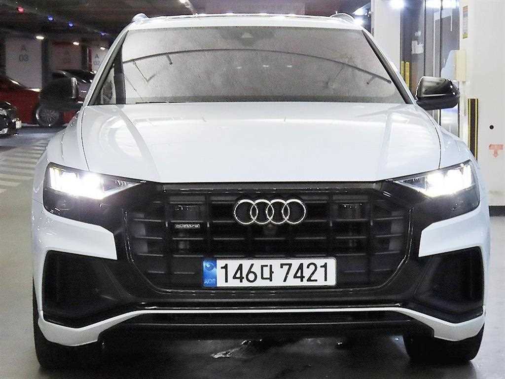 아우디 Q8 50 TDI 콰트로 프리미엄 사진 2/20
