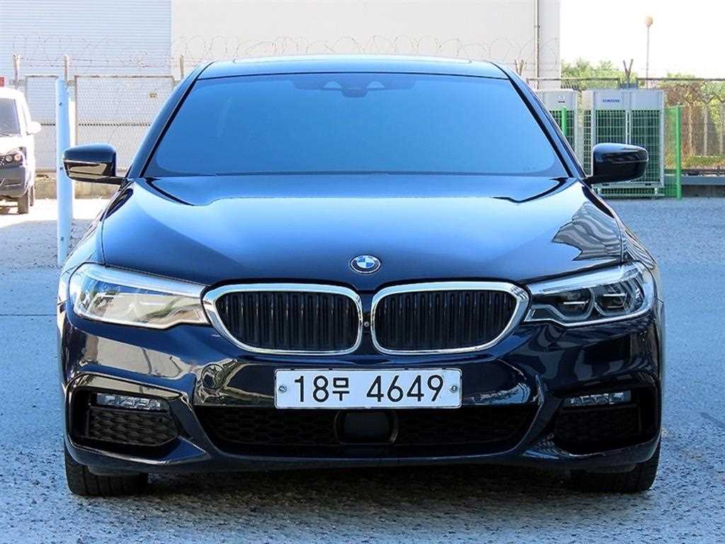 BMW 5시리즈 530i xDrive M 스포츠 플러스 사진