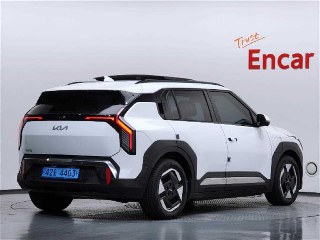 기아 EV3 롱레인지 2WD 어스 사진 2/20