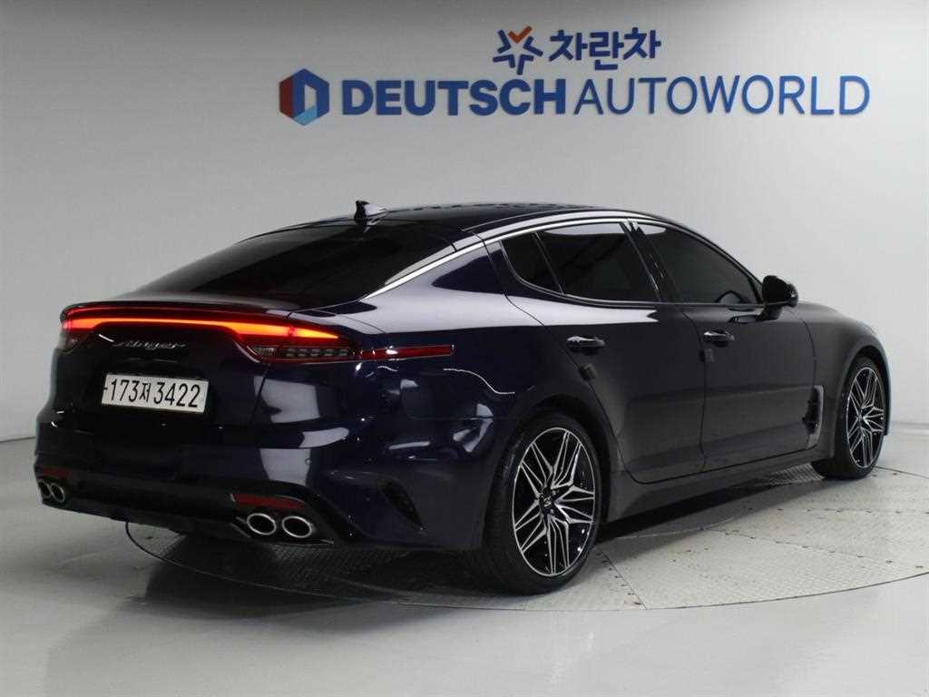 기아 스팅어 2WD 2.5 마스터즈 사진 2/20