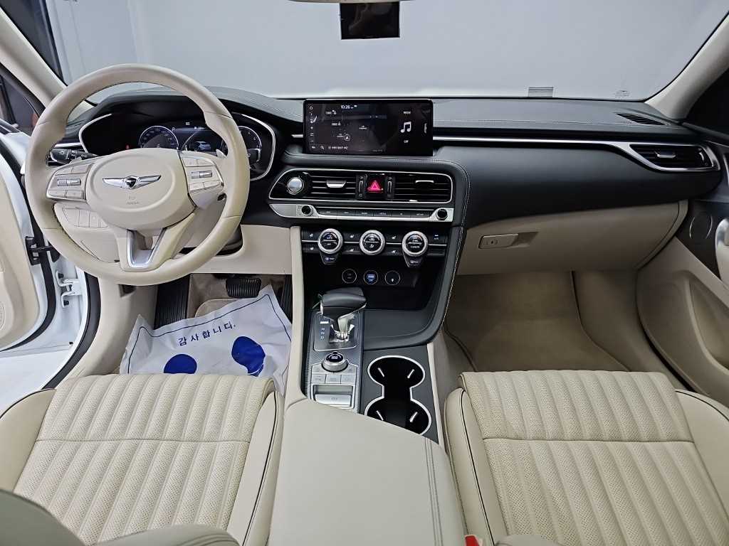 제네시스 G70 가솔린 2.0T 4WD 사진
