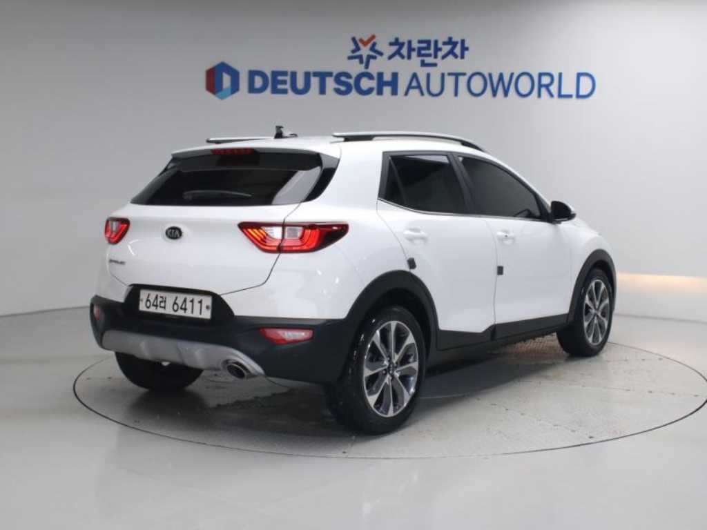 기아 스토닉 가솔린 1.4 프레스티지 사진 2/20