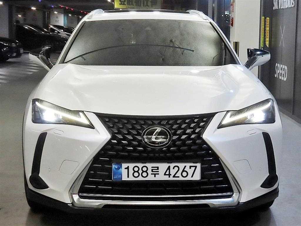 렉서스 UX 2.0 2WD 사진 2/20