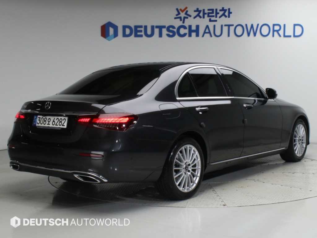 벤츠 E 클래스 E250 익스클루시브 사진 2/20