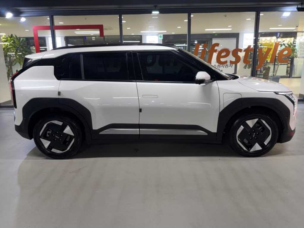 기아 EV3 롱레인지 2WD 어스 사진 2/20