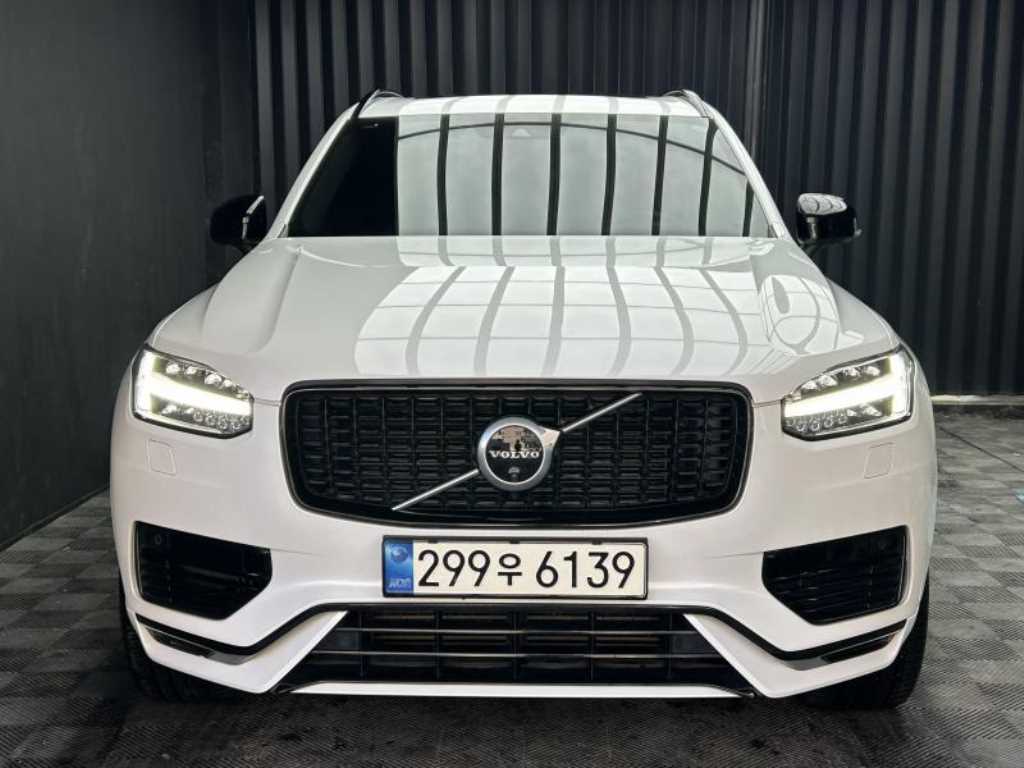 볼보 XC90 2.0 T8 AWD R-디자인 사진