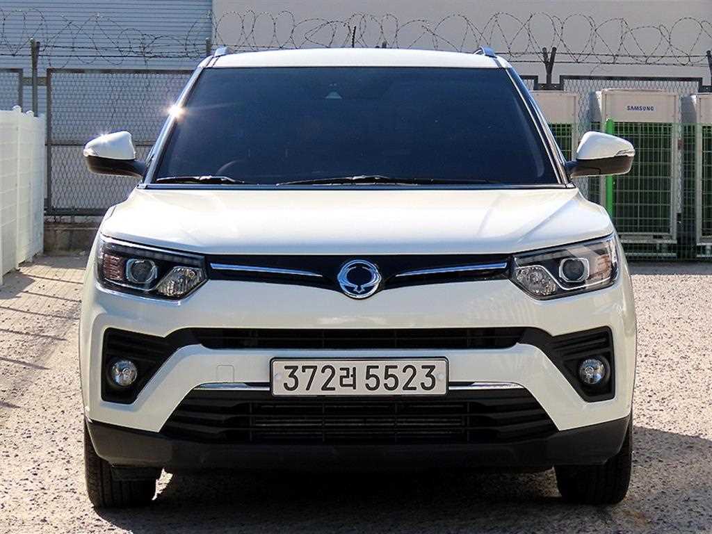 KGM 티볼리 2WD 가솔린 1.5 V3 사진 2/20