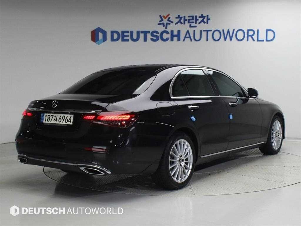 벤츠 E 클래스 E250 익스클루시브 사진 2/20