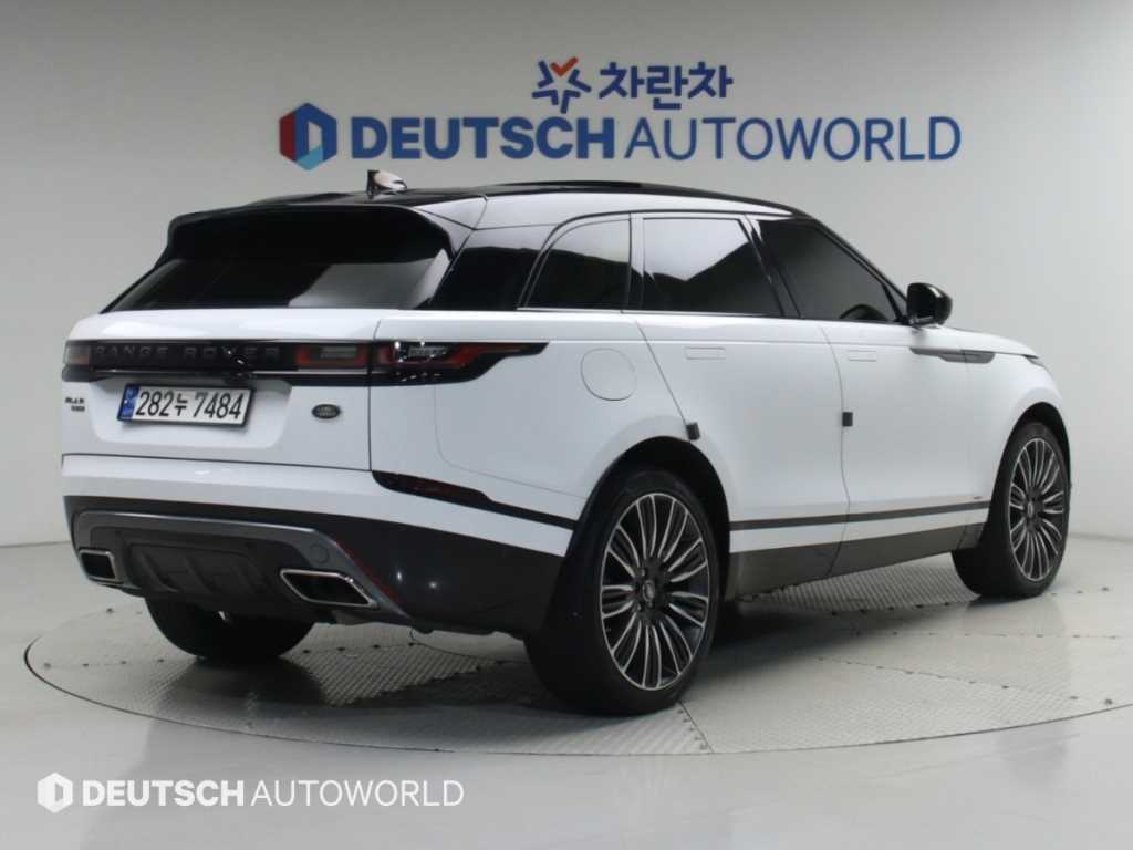 랜드로버 레인지로버 벨라 3.0 D300 R-다이나믹 HSE 사진 2/20