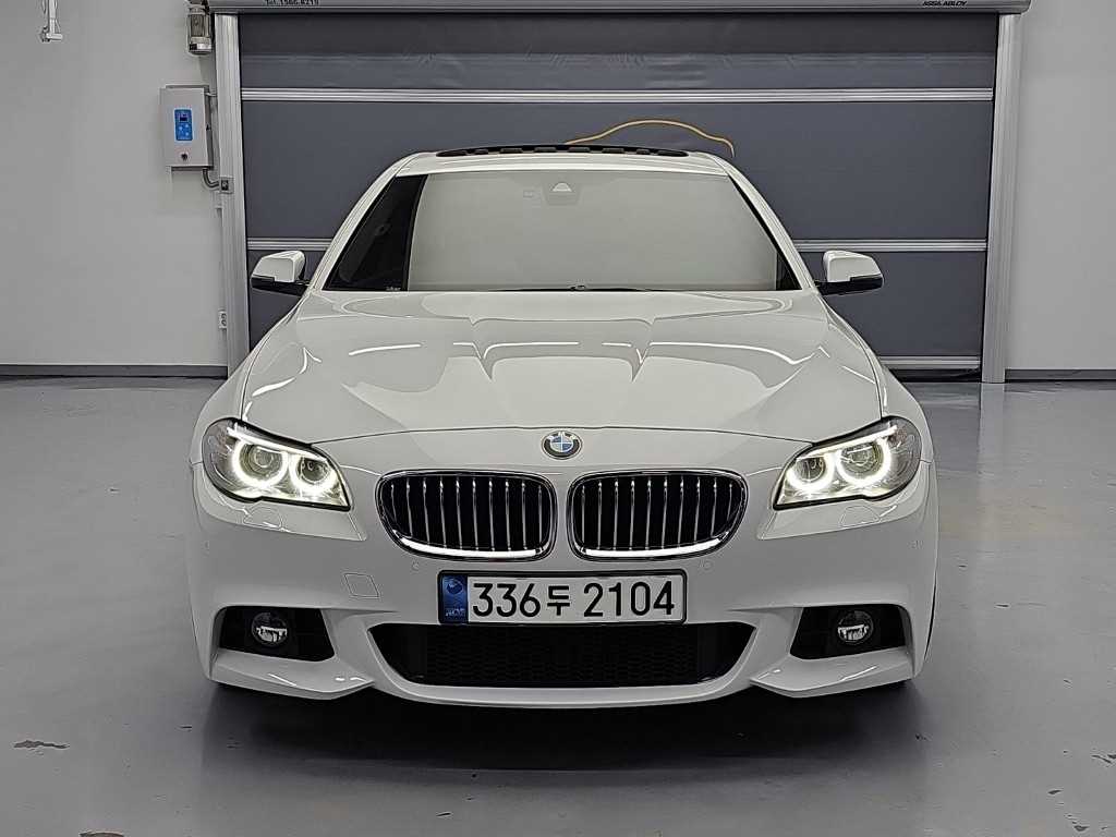 BMW 5시리즈 528i M 에어로 다이나믹 사진 2/20