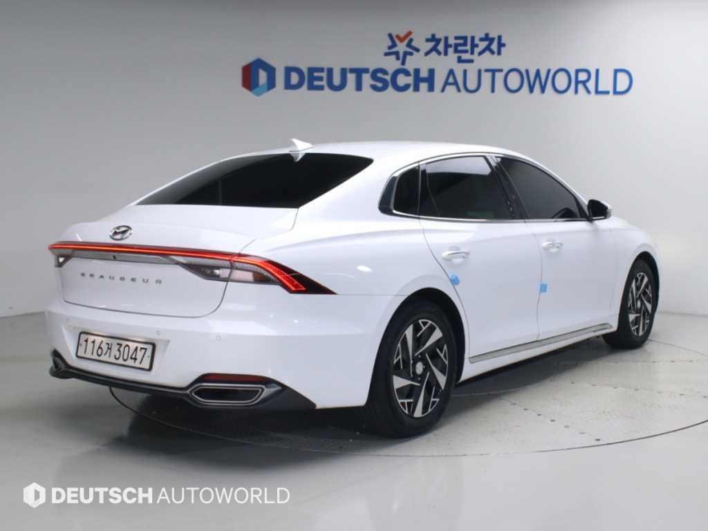 현대 그랜저 프리미엄 사진 2/20