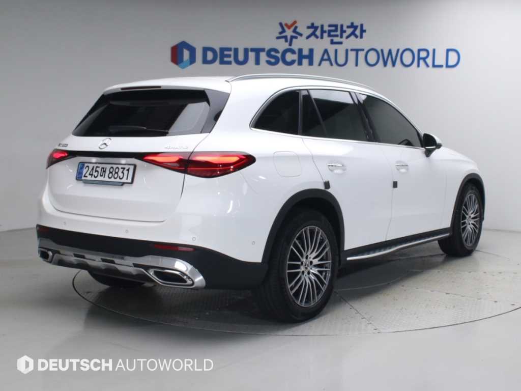 벤츠 GLC 클래스 GLC300 4MATIC 사진 2/20
