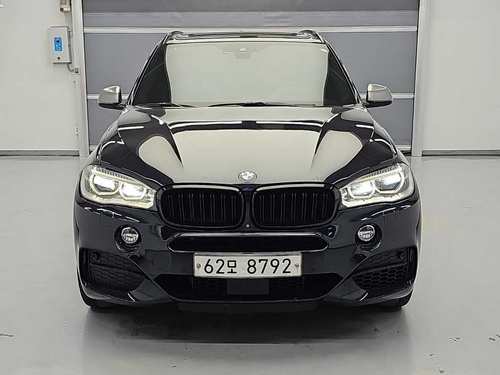 BMW X5 xDrive M50d 사진 2/20