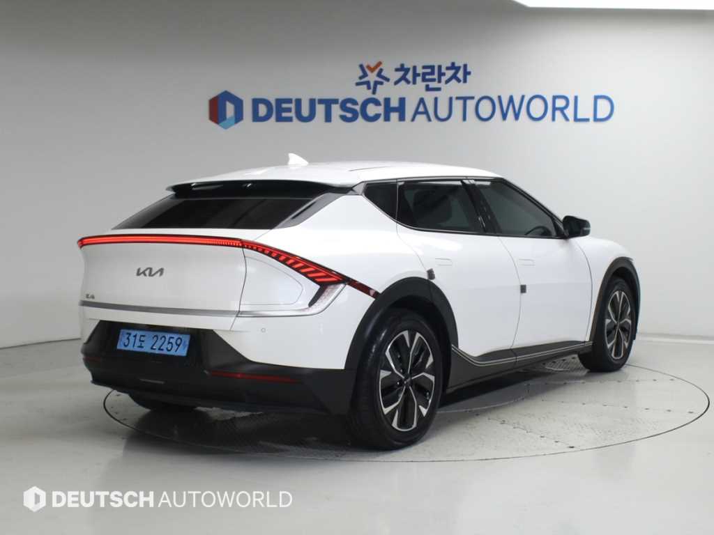 기아 EV6 롱레인지 라이트 사진 2/20