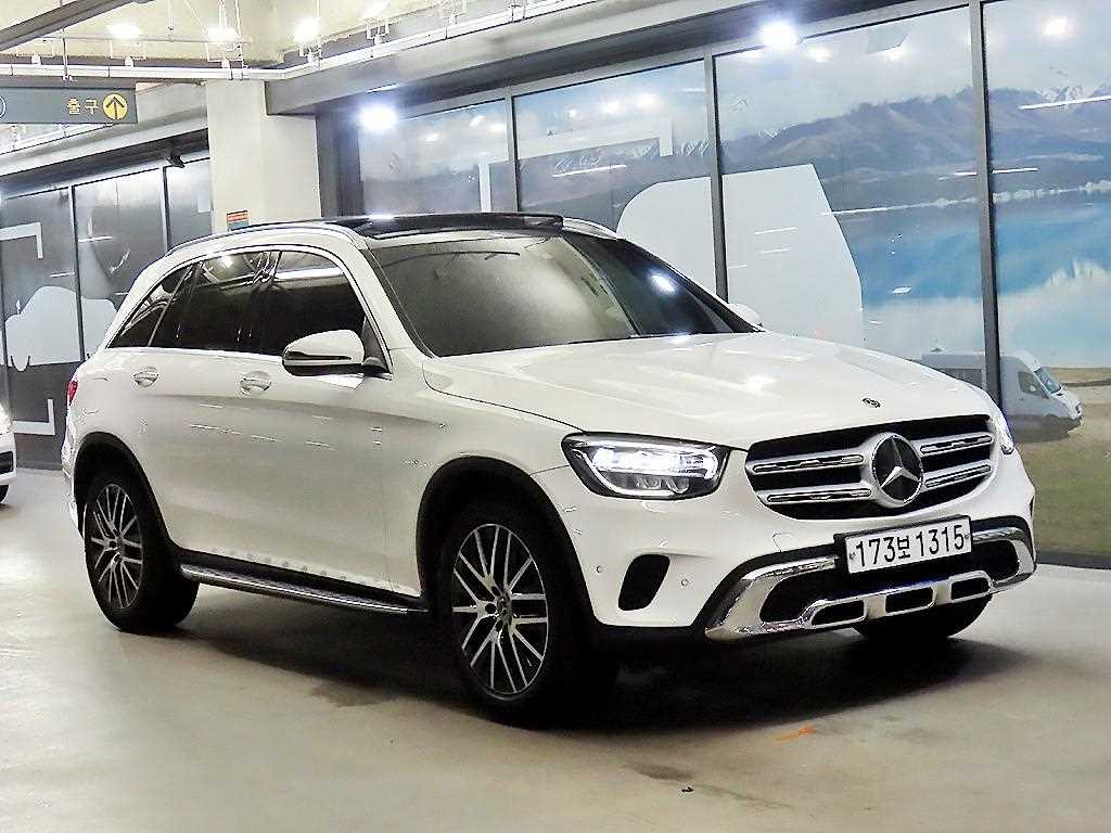 벤츠 GLC 클래스 GLC 300 4MATIC 사진