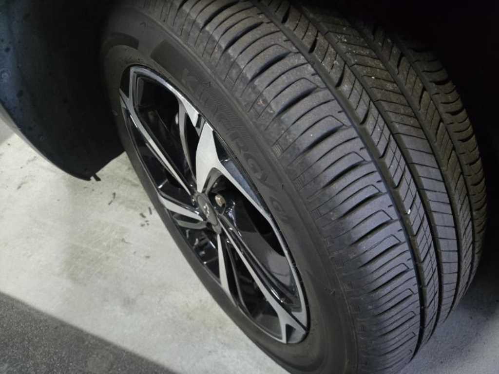 쉐보레 트레일블레이저 가솔린 1.35 터보 2WD RS 사진 2/20