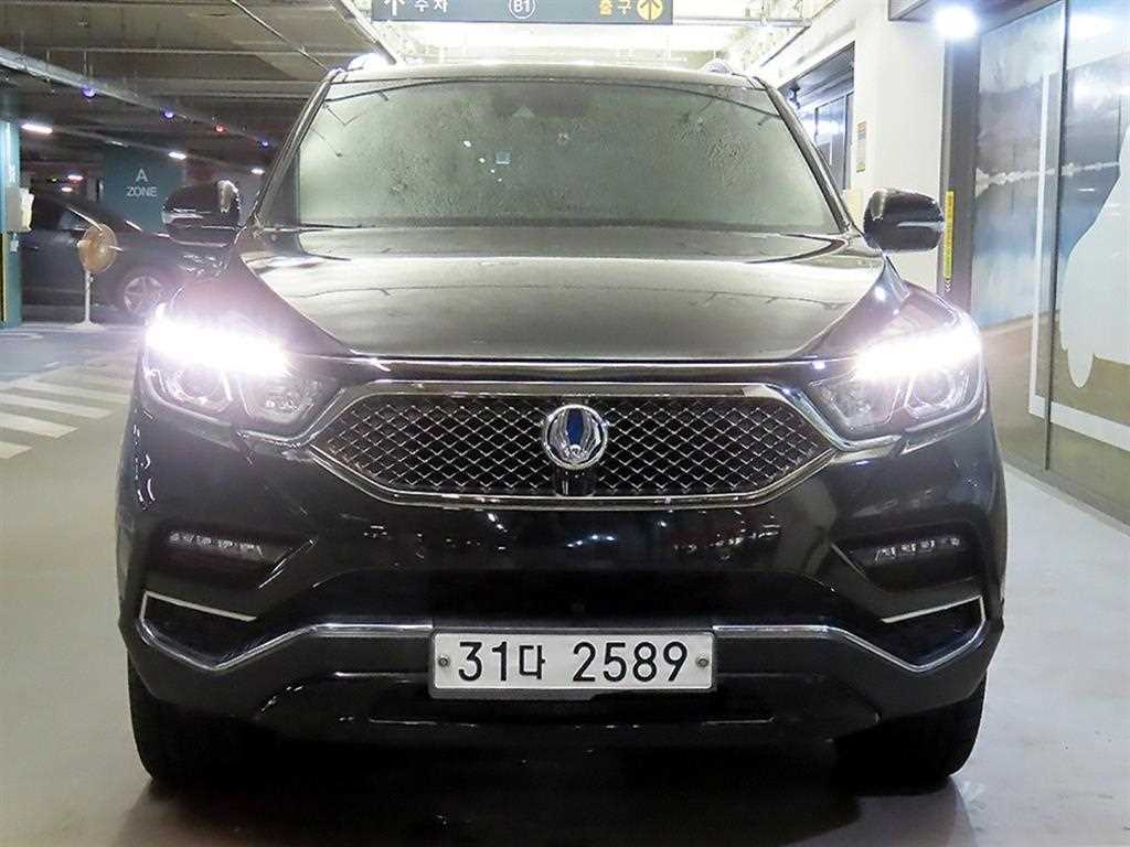 KGM 렉스턴 디젤 2.2 2WD 럭셔리 사진 2/20