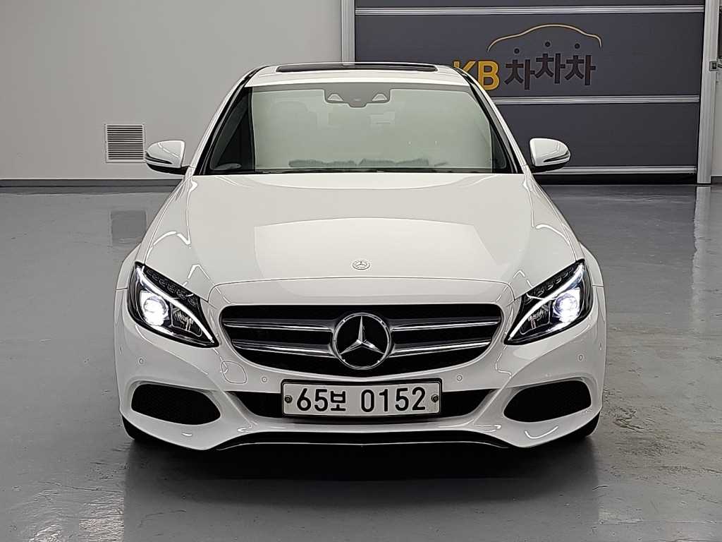 벤츠 C 클래스 C220 d 아방가르드 사진 2/18