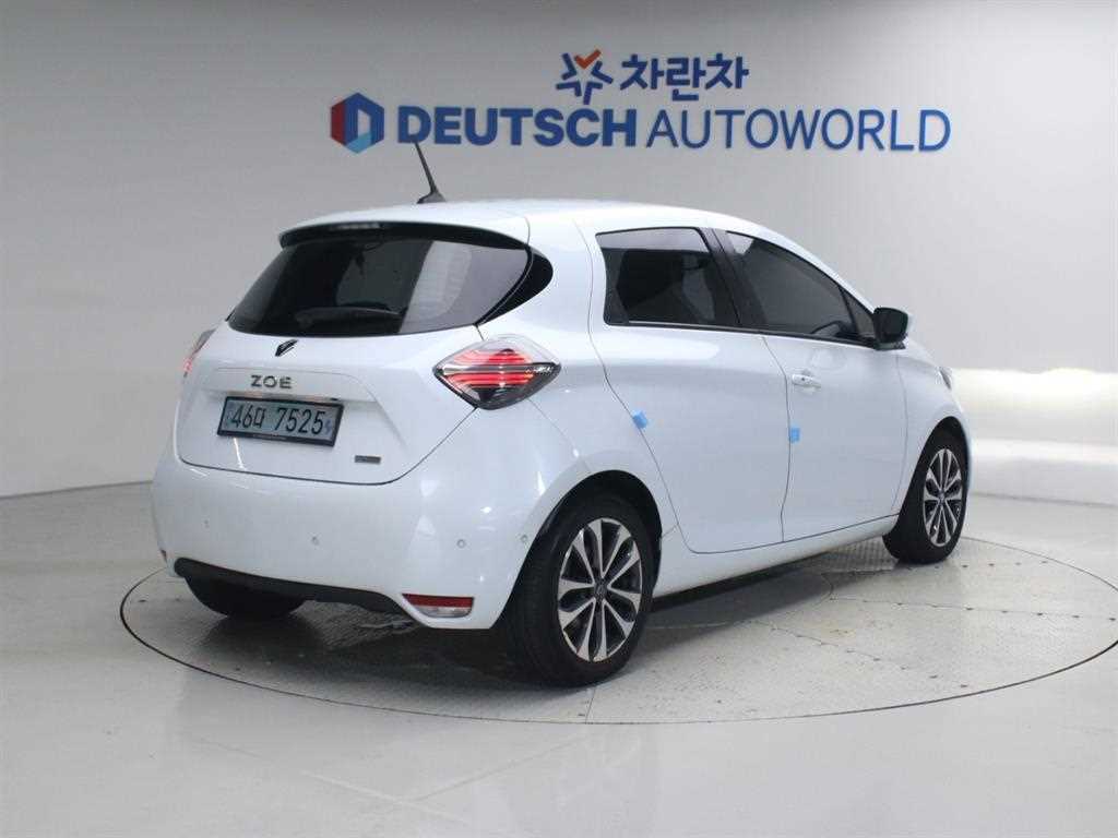 르노코리아 조에 인텐스 에코 사진 2/20
