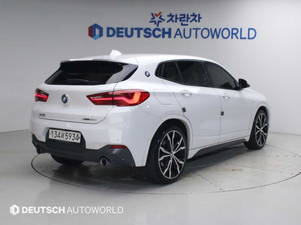BMW X2 xDrive 20i M 스포츠 사진 2/20
