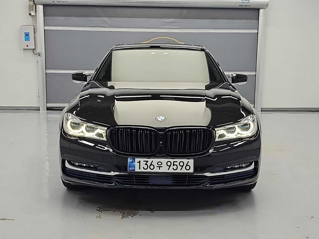BMW 7시리즈 740Ld xDrive 사진 2/19