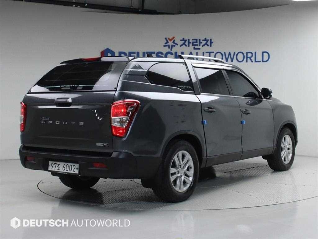 KGM 렉스턴 4WD 디젤 2.2 프레스티지 사진 2/20