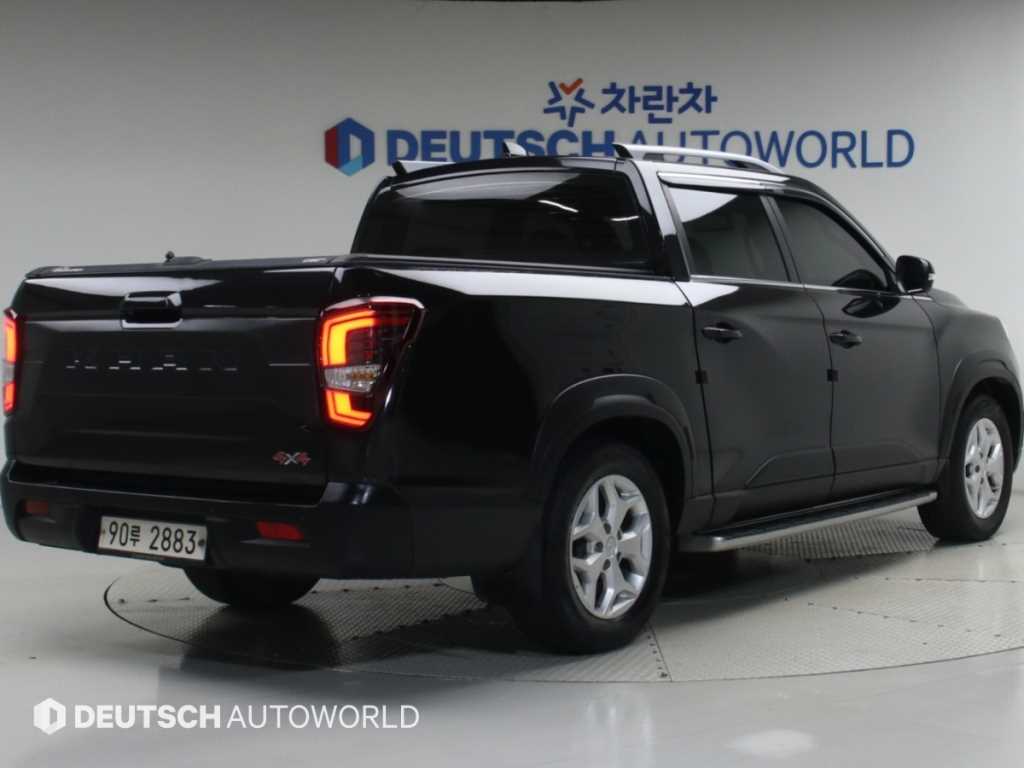 KGM 렉스턴 디젤 2.2 4WD 프레스티지 사진 2/20