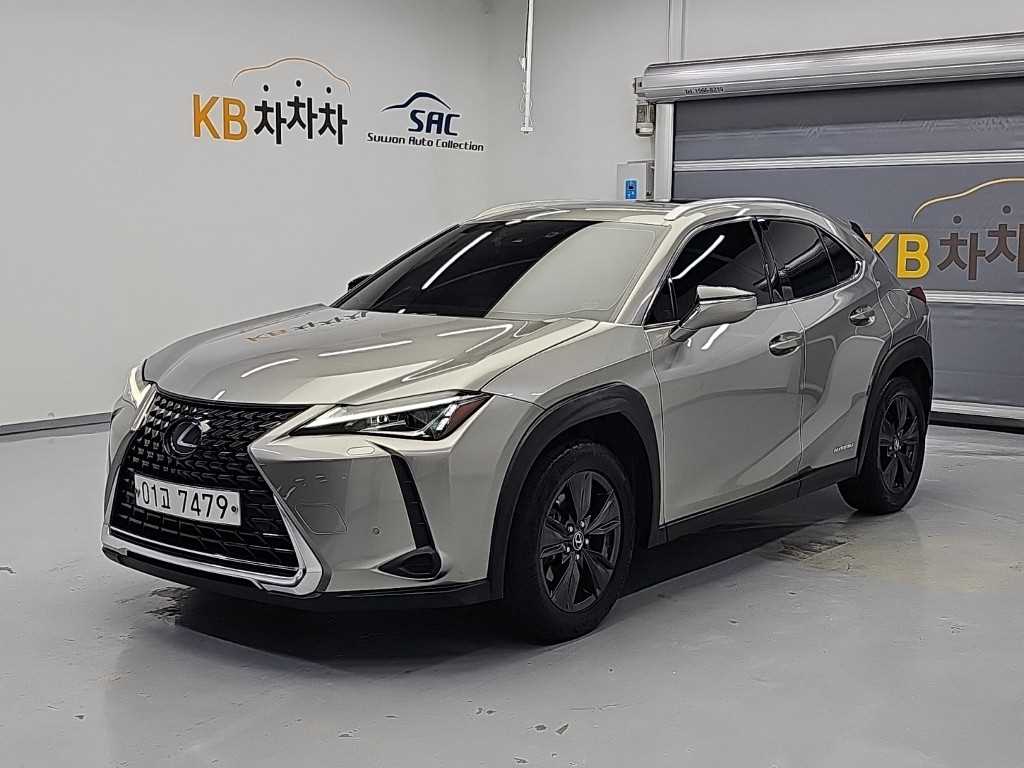 렉서스 UX 2.0 2WD 사진 2/18