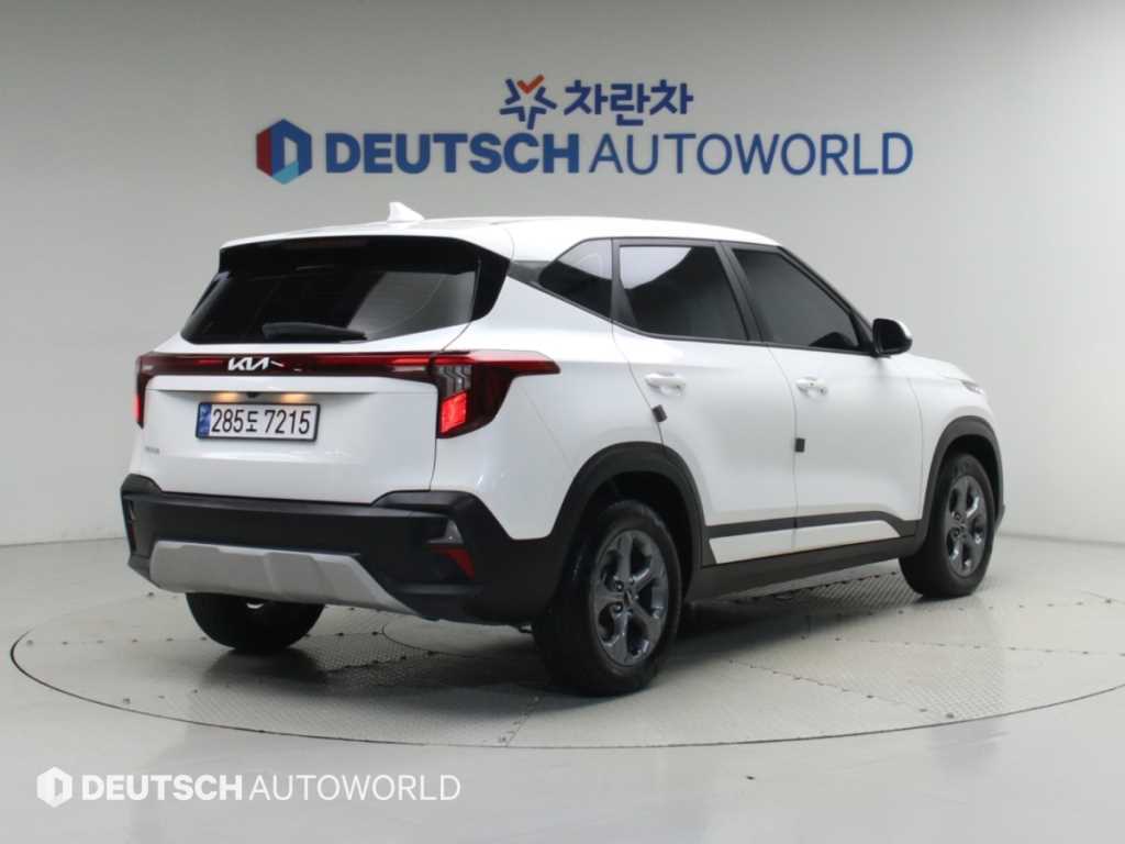 기아 셀토스 가솔린 2.0 2WD 트렌디 사진 2/20