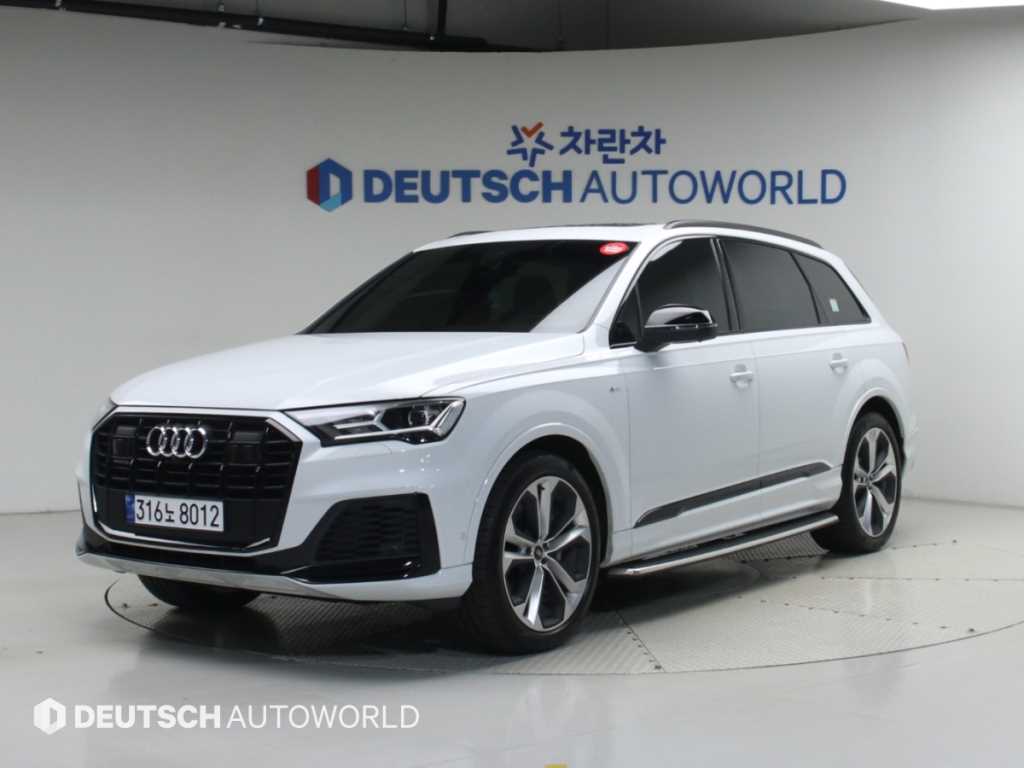 아우디 Q7 55 TFSI 콰트로 프리미엄 사진