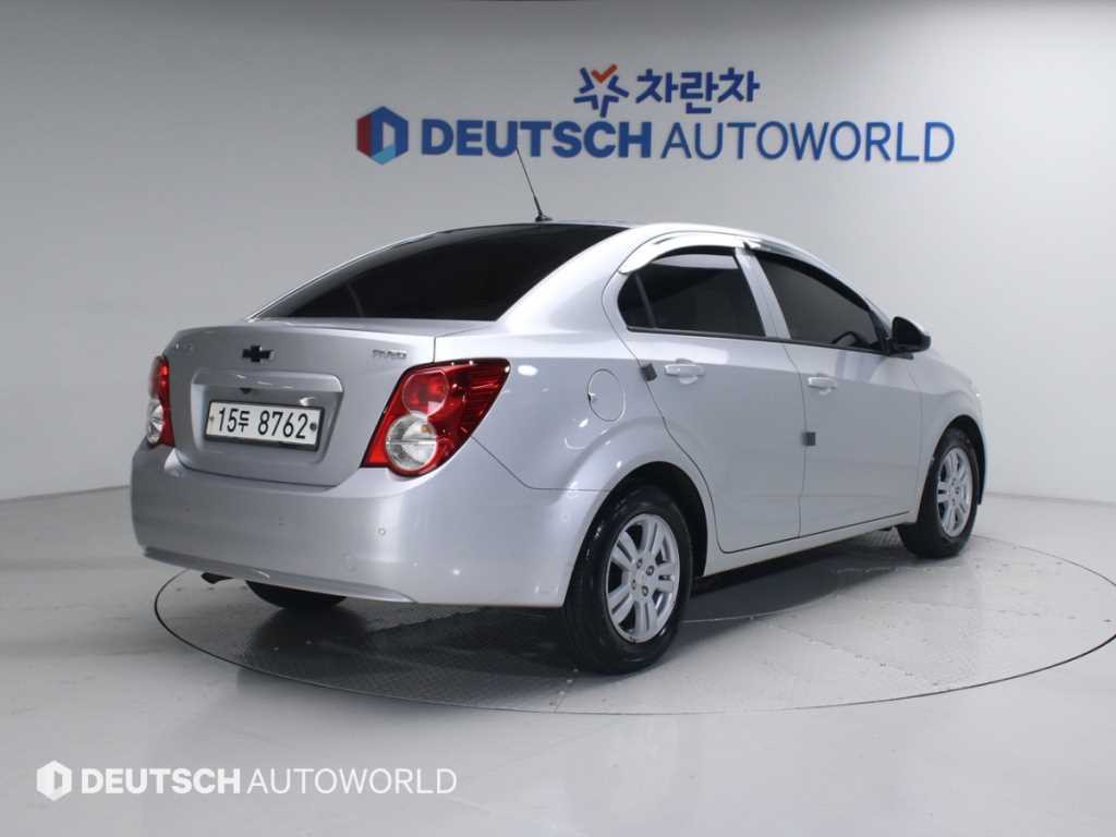 쉐보레 아베오 1.6 L Star 사진 2/20