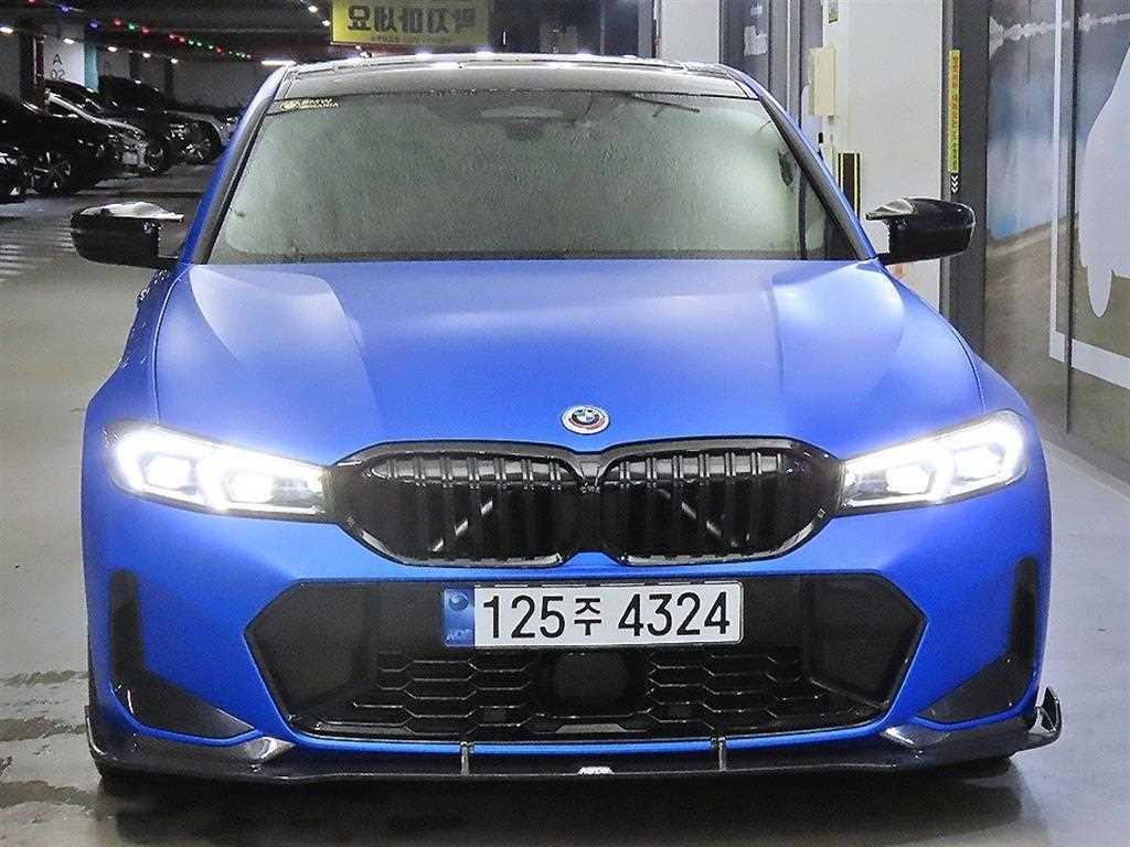 BMW 3시리즈 320i M 스포츠 사진 2/20