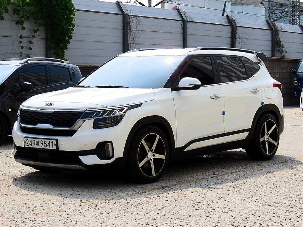 기아 셀토스 가솔린 1.6 터보 2WD 노블레스 사진 2/20