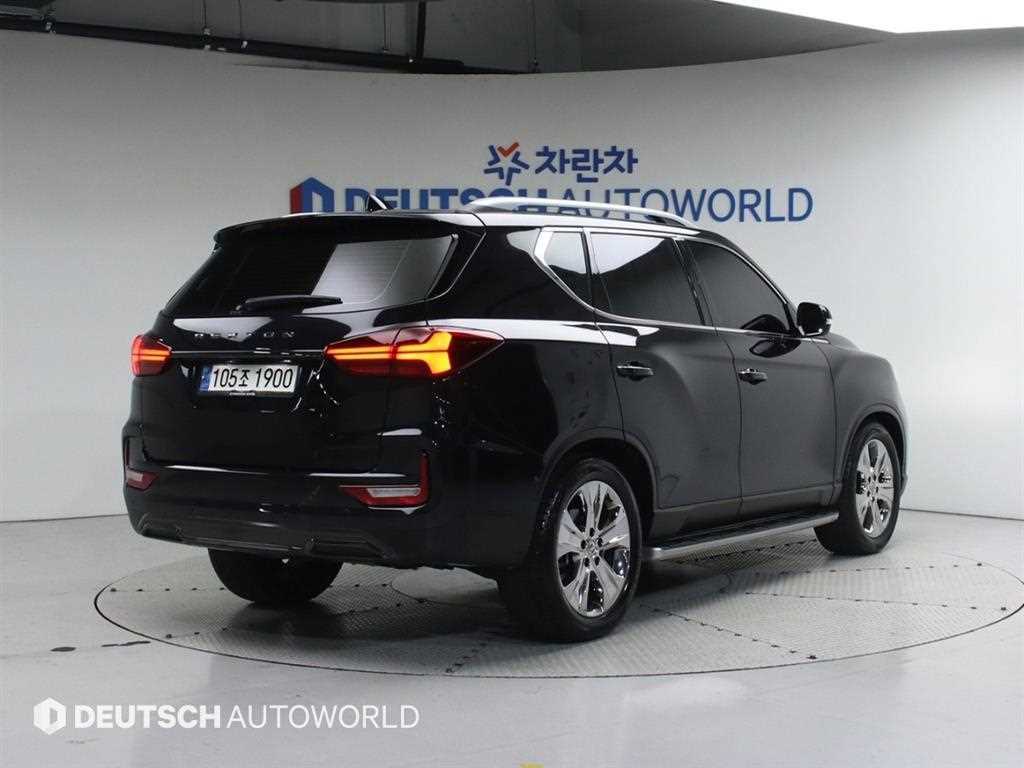 KGM 렉스턴 디젤 2.2 4WD 프레스티지 사진 2/20