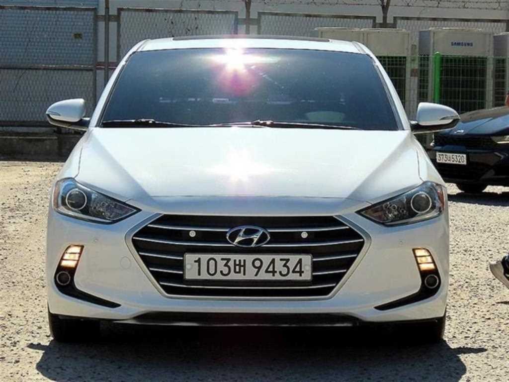 현대 아반떼 1.6 GDI 스마트 사진