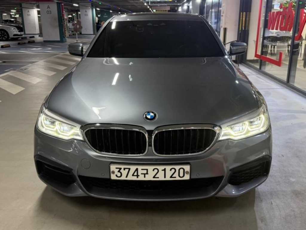 BMW 5시리즈 530i M 스포츠 플러스 사진 2/20