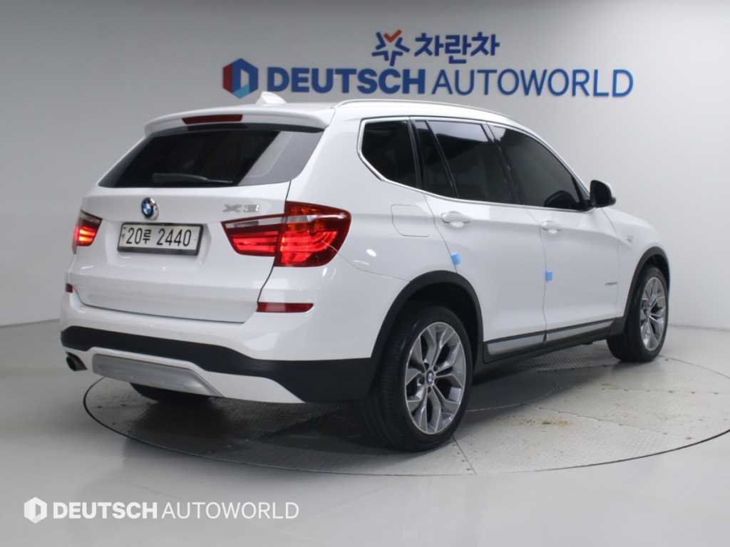 BMW X3 xDrive 20d xLine 사진 2/20