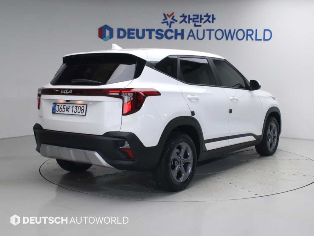 기아 셀토스 가솔린 2.0 2WD 트렌디 사진 2/20