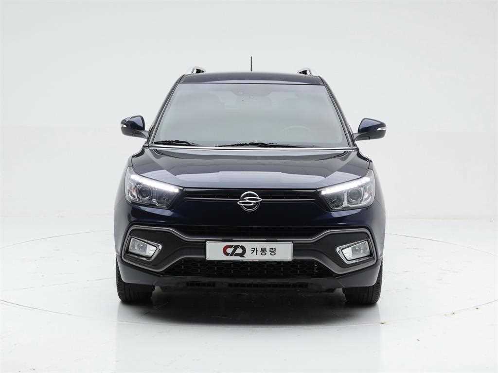 KGM 티볼리 2WD 가솔린 1.6 IX 사진 2/17