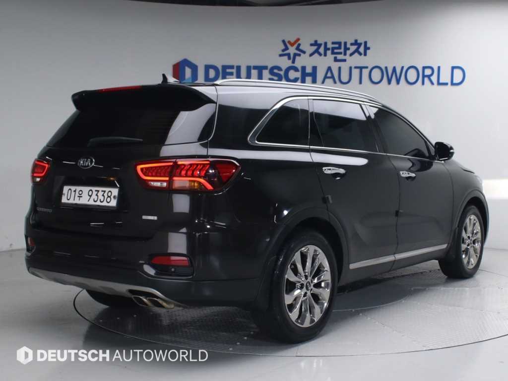 기아 쏘렌토 디젤 2.2 2WD 넘버원 에디션 사진 2/20