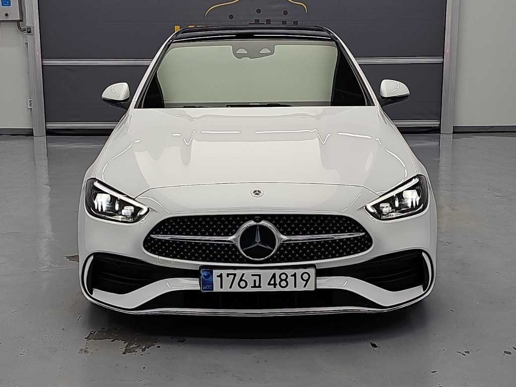 벤츠 C 클래스 C300 4MATIC AMG 라인 사진 2/18