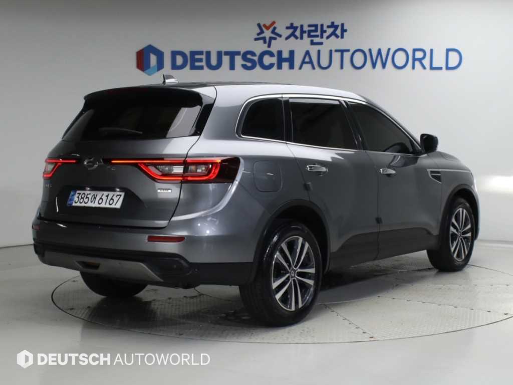 르노코리아 QM6 가솔린 2.0 GDe LE 2WD 사진 2/20
