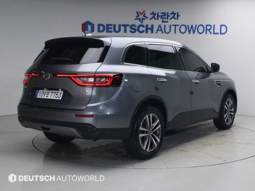 르노코리아 QM6 가솔린 2.0 GDe LE 2WD 사진 2/20
