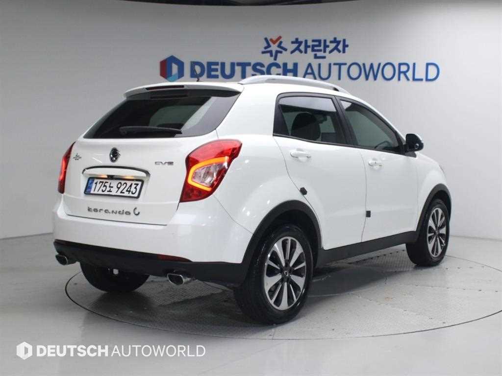 KGM 코란도 2WD 2.0 어드벤처 사진 2/20