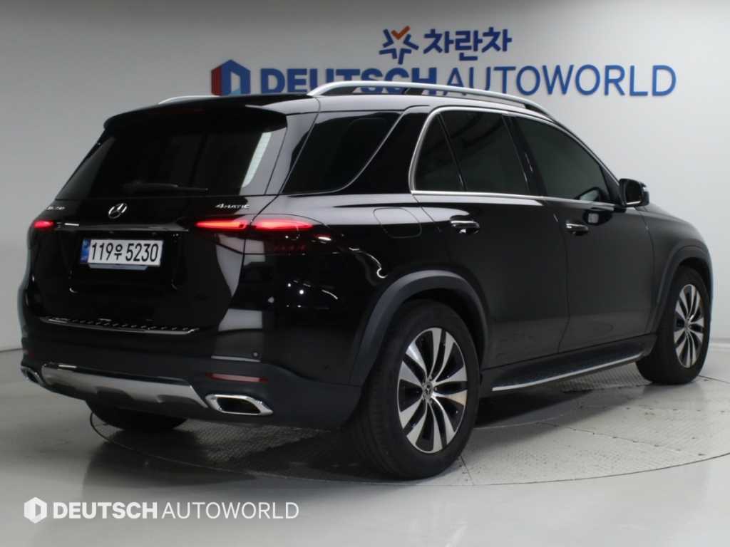 벤츠 GLE 클래스 GLE 350 4MATIC 사진 2/20