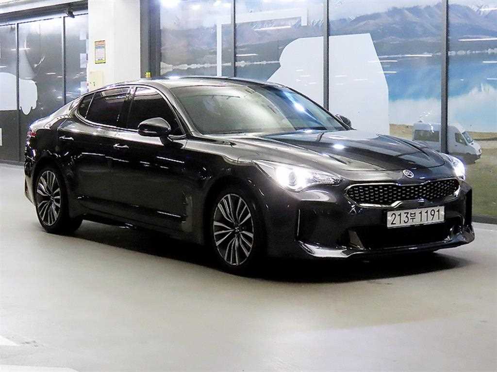 기아 스팅어 가솔린 2.0 터보 2WD 프라임 사진