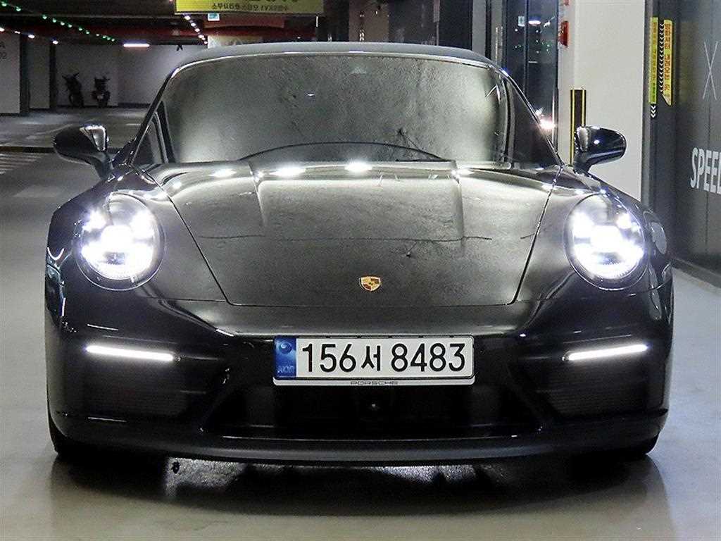 포르쉐 911 카레라 4 GTS 카브리올레 사진 2/20