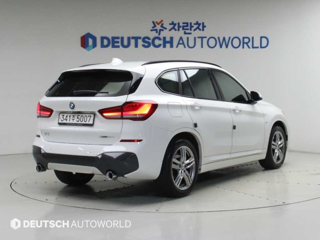 BMW X1 xDrive 20i M 스포츠 사진 2/20