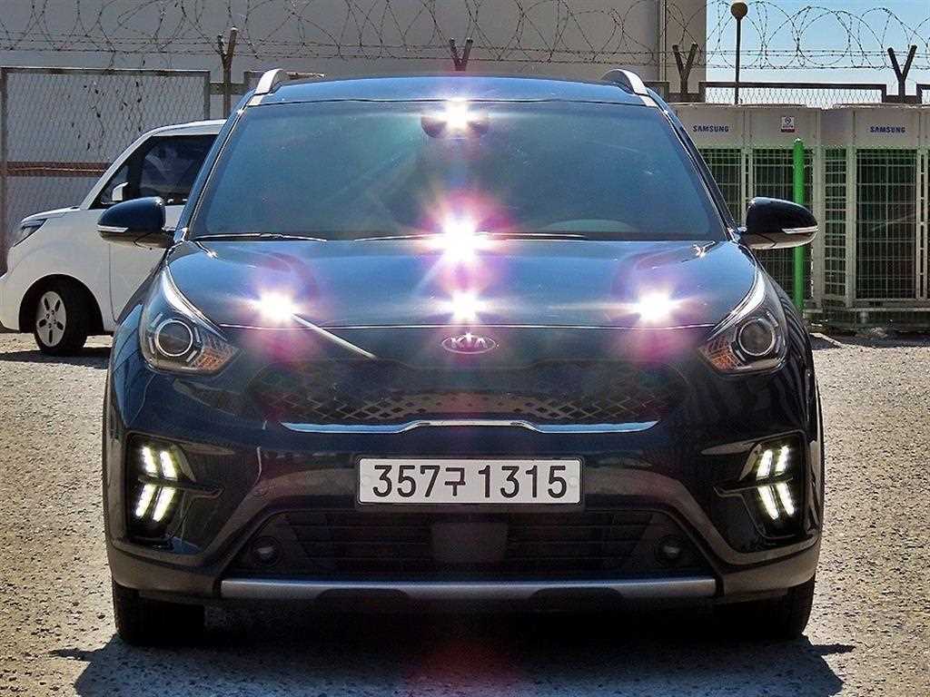 기아 니로 1.6 HEV 프레스티지 사진 2/20